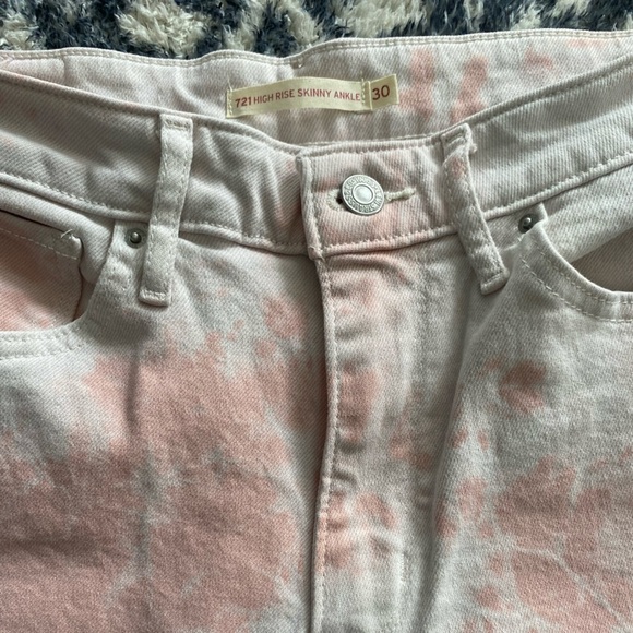 Size 30 Levi’s high rise skinny ankle jeans​​​​​​​​​ - Picture 3 of 7